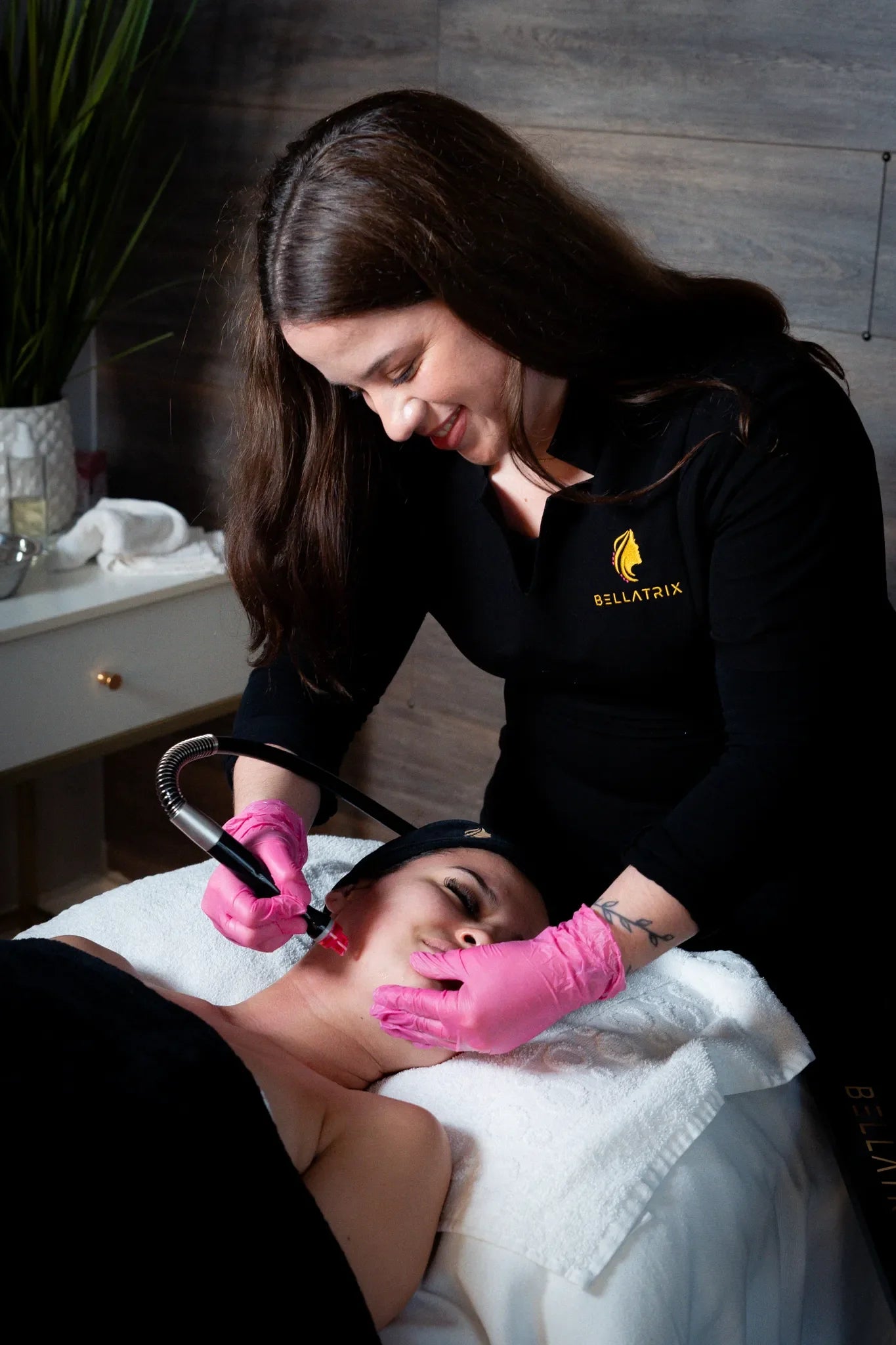 Building Lasting Relationships with Belle Lueur: A Guide for Estheticians